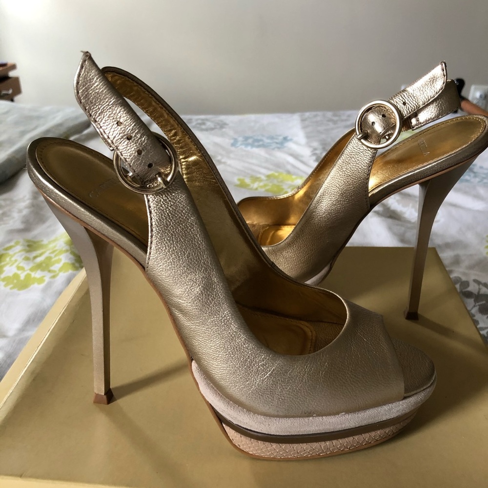 Fabulous Carvela sandals